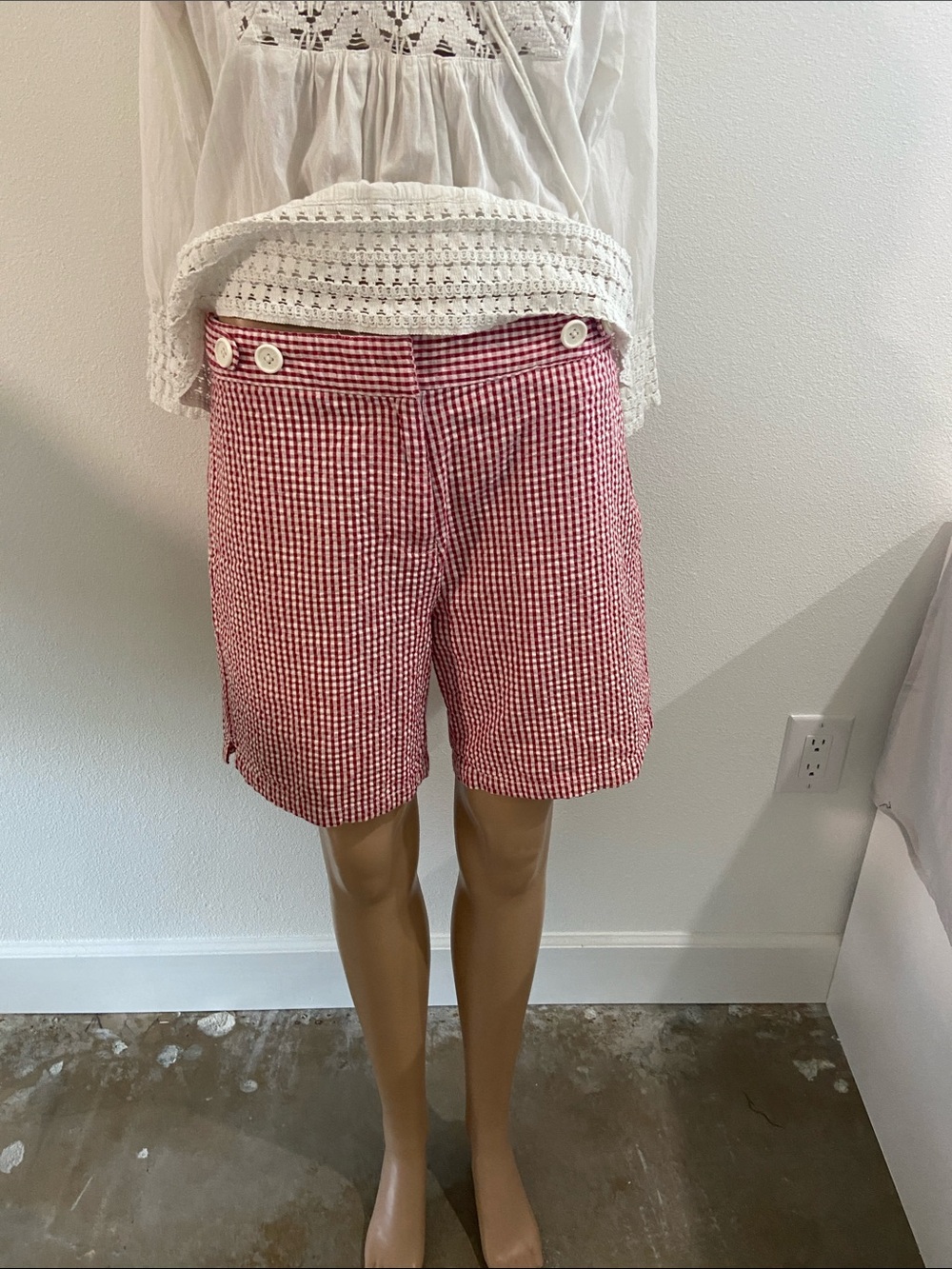 VTG Basic Editions cotton Red Gingham Button-Front Bermuda Shorts Sz 8